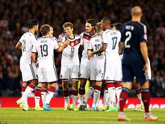 英格兰20德国晋级欧洲杯8强，1996年欧洲杯德国vs英格兰？